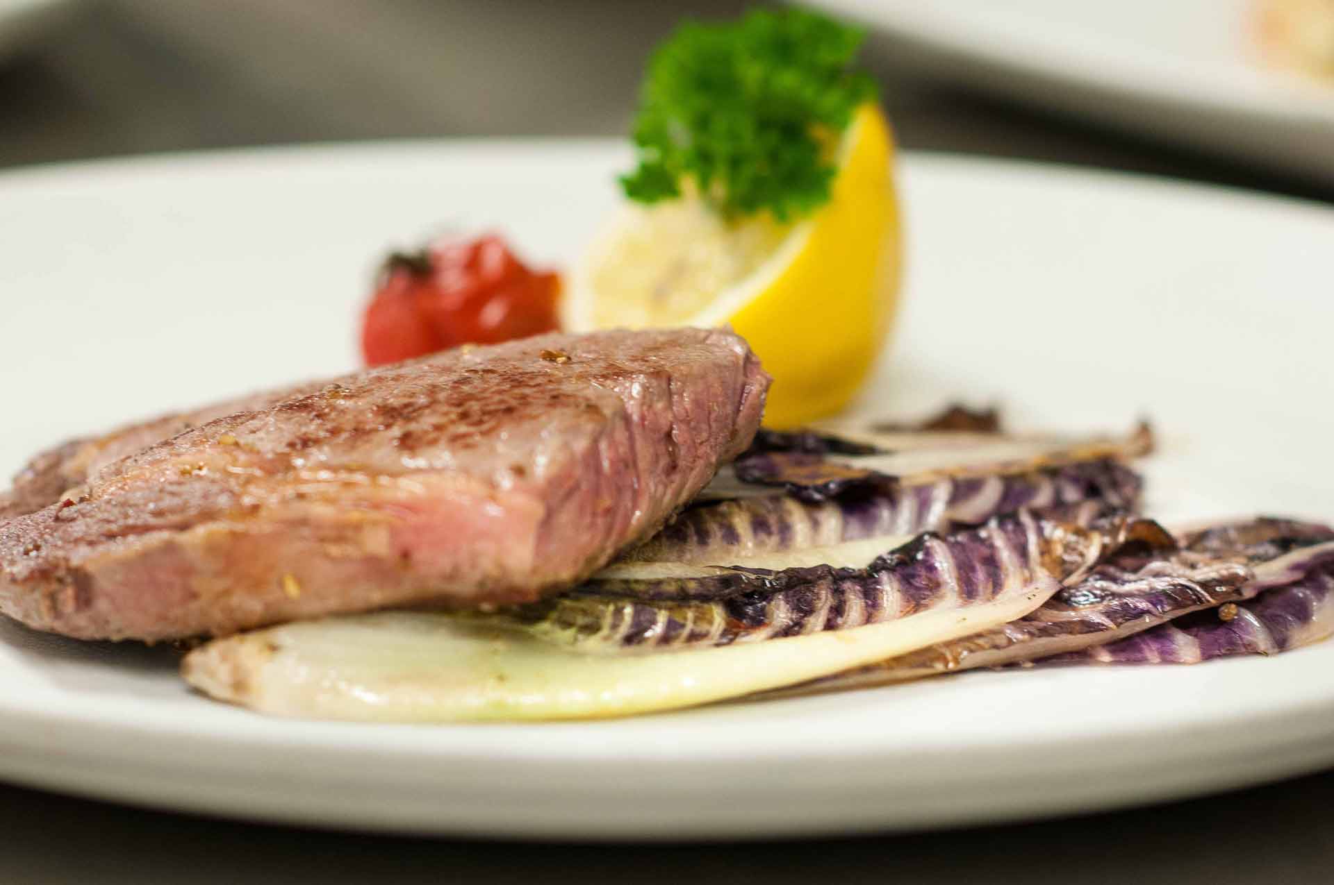 Frisch zubereitetes Fischgericht